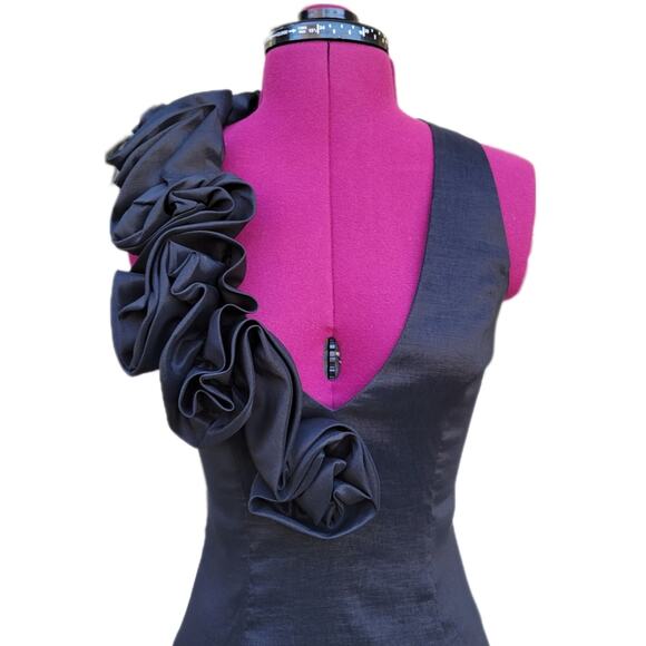 Cache Black Deep V-Neck 3D Floral Bodycon Party Cocktail Dress sz 2 - Picture 4 of 10